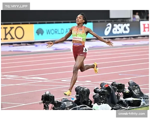 室内田径世锦赛查尔顿平世界纪录实现女子60米栏三连冠